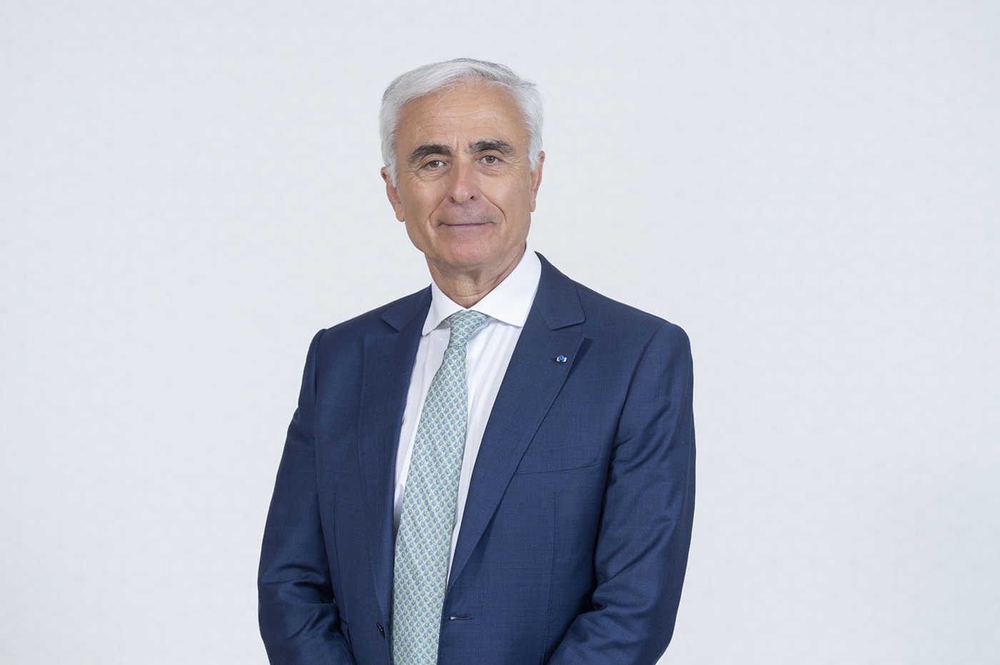Portrait Claude Imauven