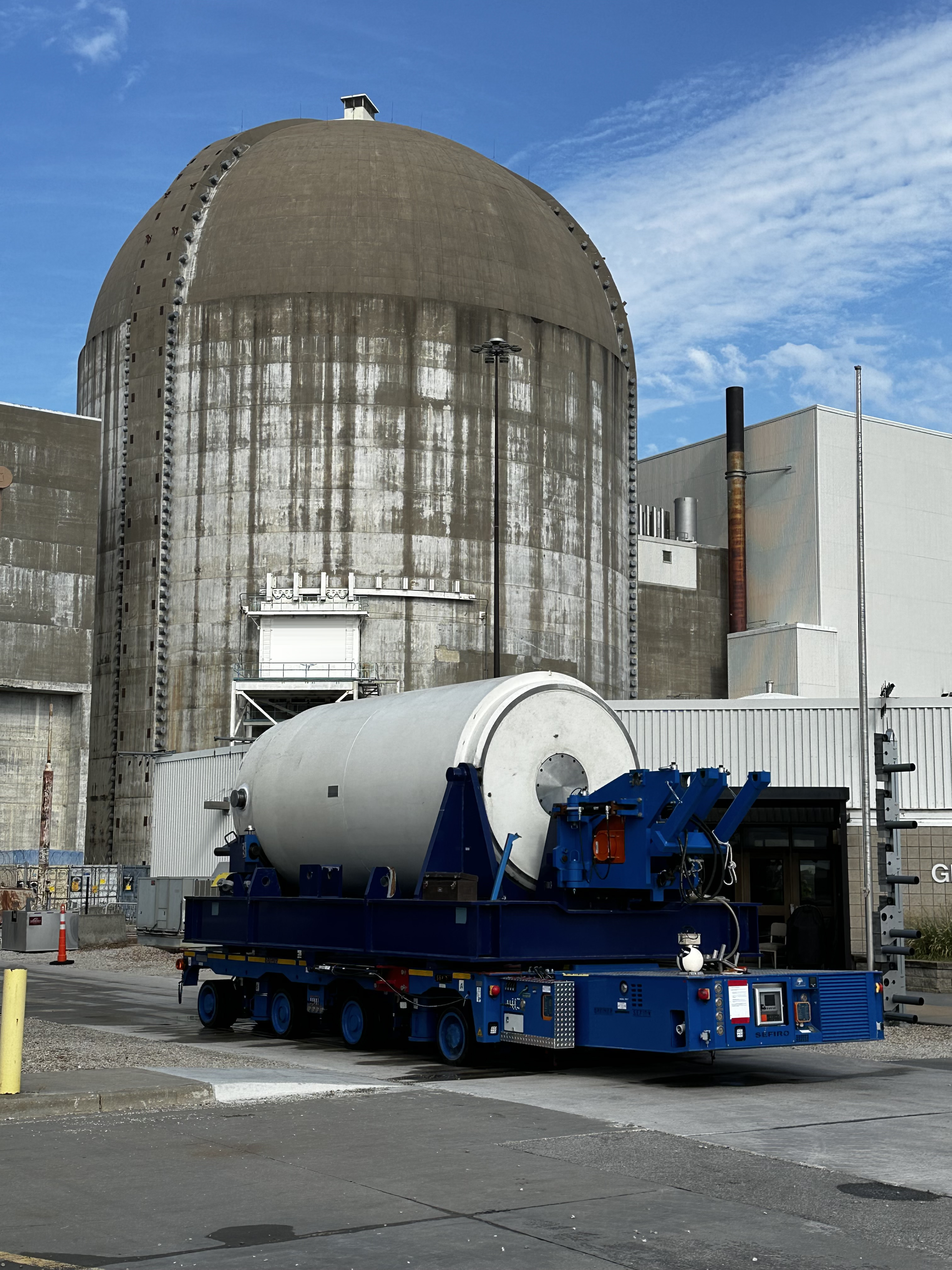 UNIT/04×OMA FACTORY Orano Completes First Loading of Used Nuclear Fuel into